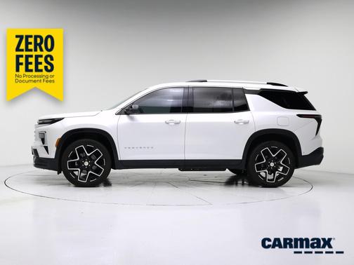 White 2025 Chevrolet Traverse High Country