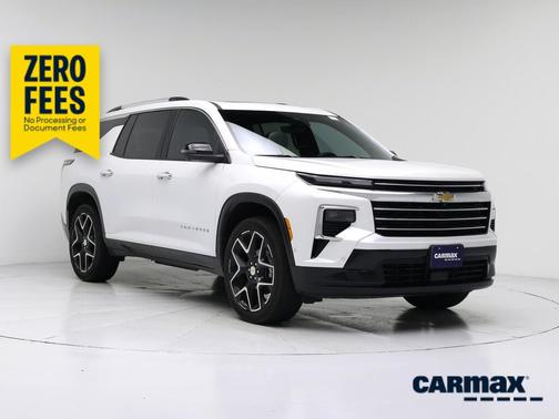 White 2025 Chevrolet Traverse High Country