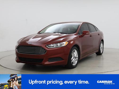Red 2014 Ford Fusion SE