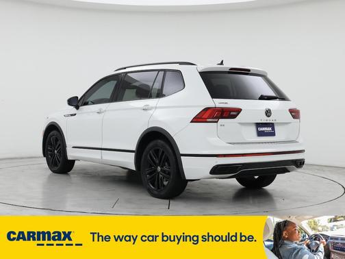 2022 Volkswagen Tiguan SE R-Line Black