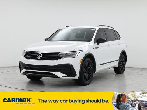 2022 Volkswagen Tiguan SE R-Line Black