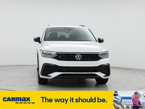 2022 Volkswagen Tiguan SE R-Line Black