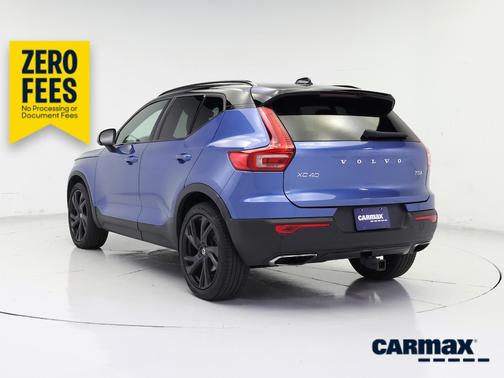 Blue 2020 Volvo XC40 T5 R-Design