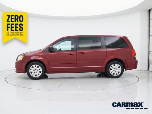 Red 2016 Dodge Grand Caravan SE