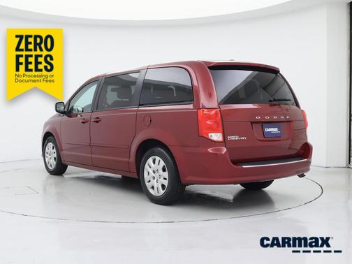 Red 2016 Dodge Grand Caravan SE