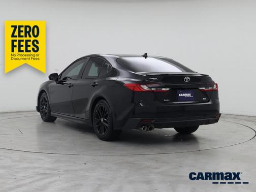 Black 2025 Toyota Camry SE