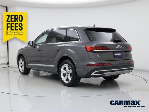 Gray 2023 Audi Q7 Premium