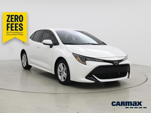 White 2022 Toyota Corolla Hatchback SE
