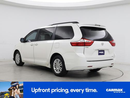 White 2017 Toyota Sienna XLE Premium