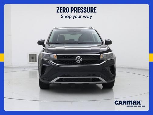 Black 2024 Volkswagen Taos SE
