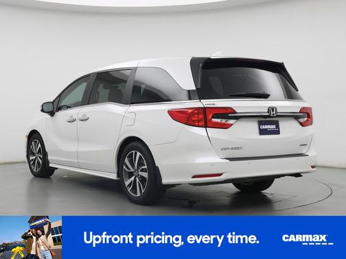 White 2023 Honda Odyssey Touring