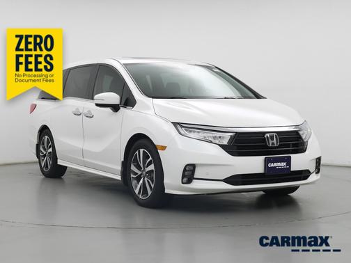 White 2023 Honda Odyssey Touring