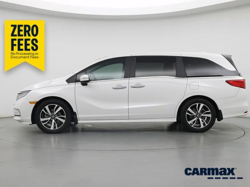 White 2023 Honda Odyssey Touring