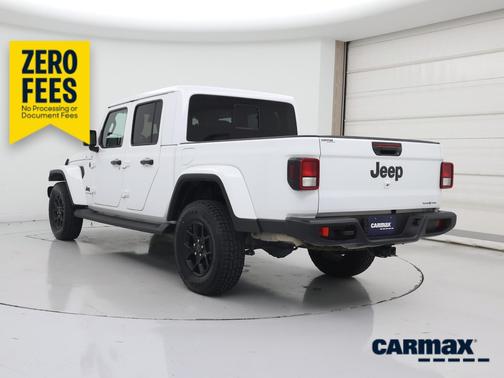 White 2025 Jeep Gladiator Texas Trail