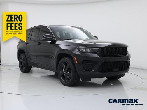 Black 2023 Jeep Grand Cherokee Altitude