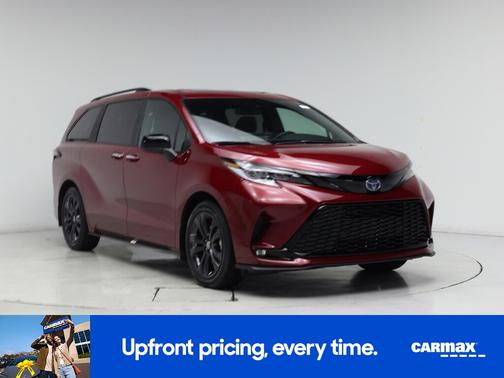 2025 Toyota Sienna XSE