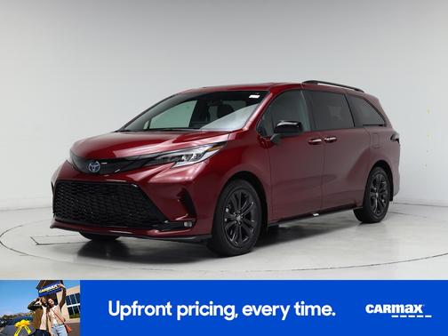 2025 Toyota Sienna XSE
