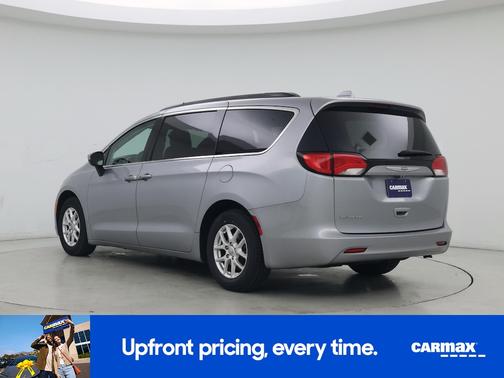 Silver 2020 Chrysler Voyager LXI