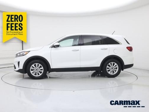 White 2020 Kia Sorento LX