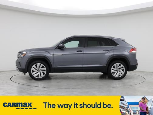 2022 Volkswagen Atlas Cross Sport SE w/Tech