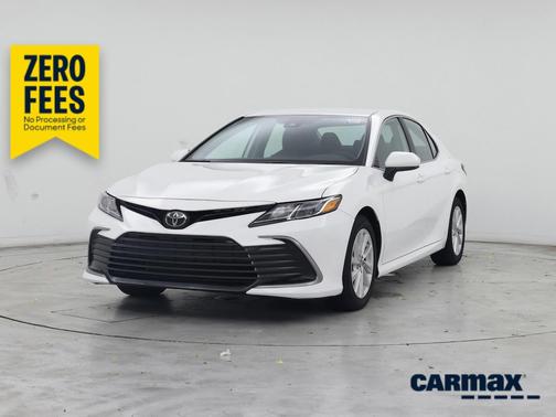 White 2024 Toyota Camry LE