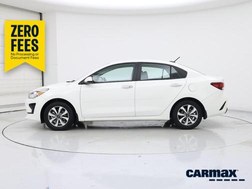 White 2022 Kia Rio S