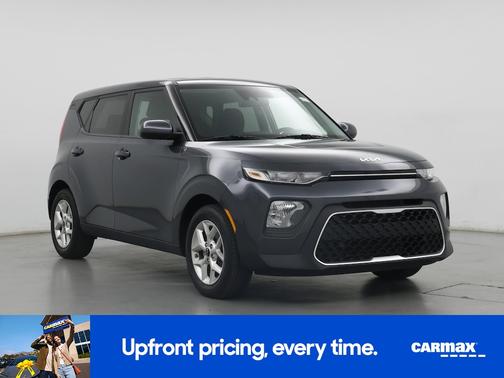 Gray 2022 Kia Soul LX