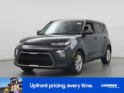 Gray 2022 Kia Soul LX