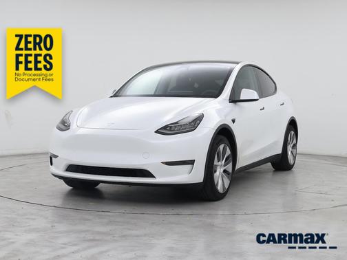 White 2023 Tesla Model Y Long Range