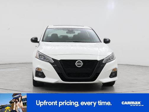 2022 Nissan Altima SR