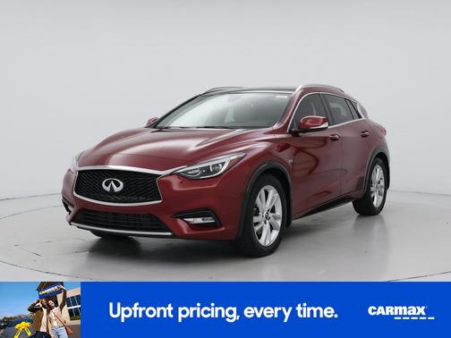 2017 INFINITI QX30 Premium