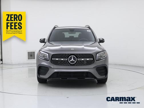 Gray 2023 Mercedes-Benz GLB 250