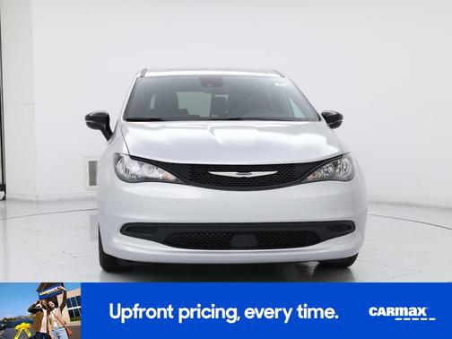 2026 Chrysler Voyager LX