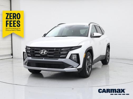 White 2025 Hyundai TUCSON SEL