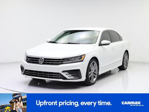 2016 Volkswagen Passat R-Line