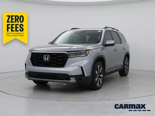 Silver 2025 Honda Pilot Touring+