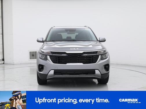 Gray 2025 Kia Seltos S