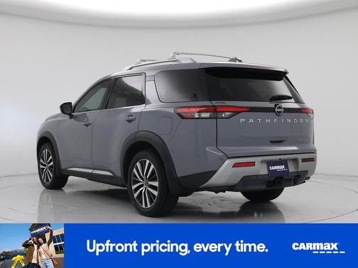 Gray 2022 Nissan Pathfinder Platinum