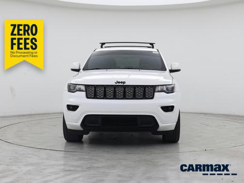 White 2019 Jeep Grand Cherokee Altitude