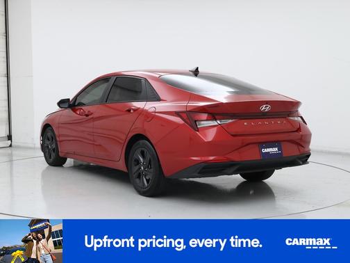 Red 2022 Hyundai ELANTRA SEL