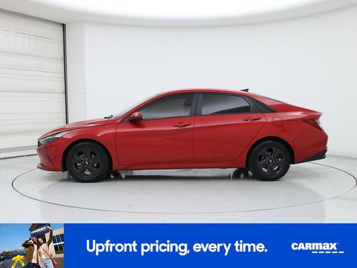 Red 2022 Hyundai ELANTRA SEL