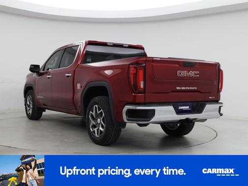 Red 2022 GMC Sierra 1500 SLT