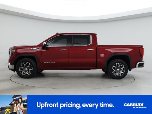 Red 2022 GMC Sierra 1500 SLT