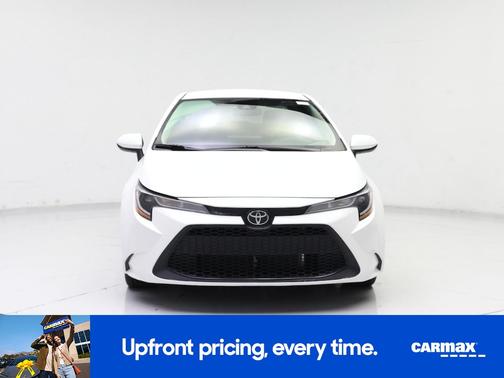 White 2021 Toyota Corolla LE