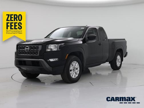Black 2024 Nissan Frontier SV