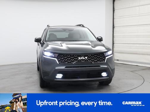 Green 2023 Kia Sorento X-Line EX