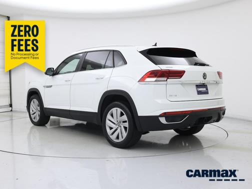 White 2023 Volkswagen Atlas Cross Sport SE w/Tech