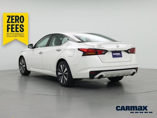 White 2021 Nissan Altima SL