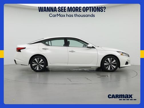 White 2021 Nissan Altima SL