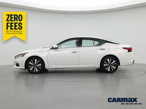 White 2021 Nissan Altima SL